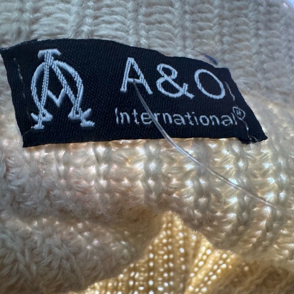 Knitted Long Cardigan Sweater Embroidered Flowers Chunky Size large. - Picture 10 of 11